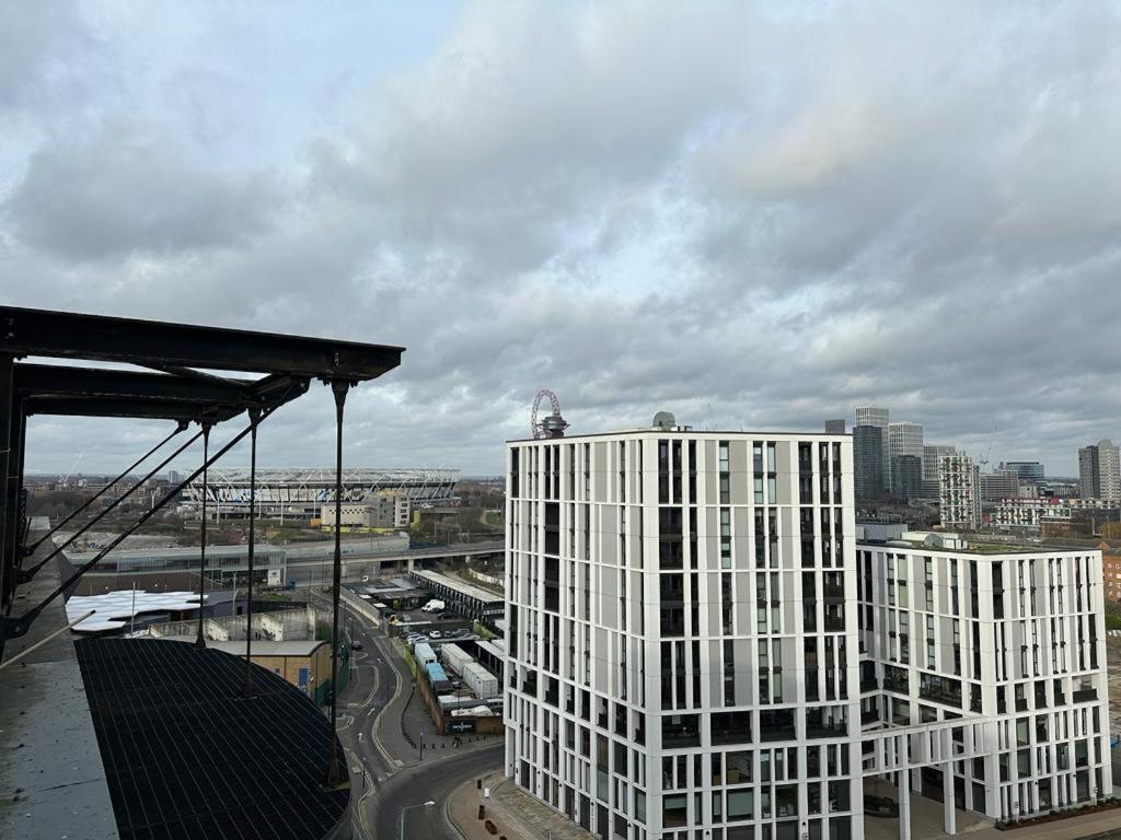 Apartamento Cosy Views Londres Exterior foto