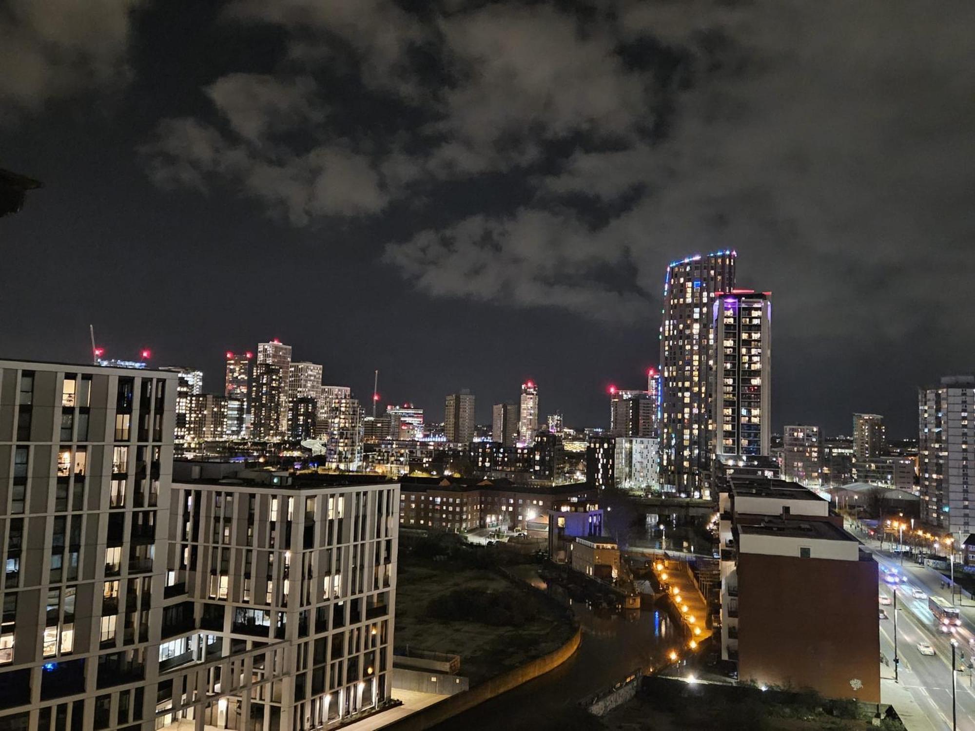 Apartamento Cosy Views Londres Exterior foto